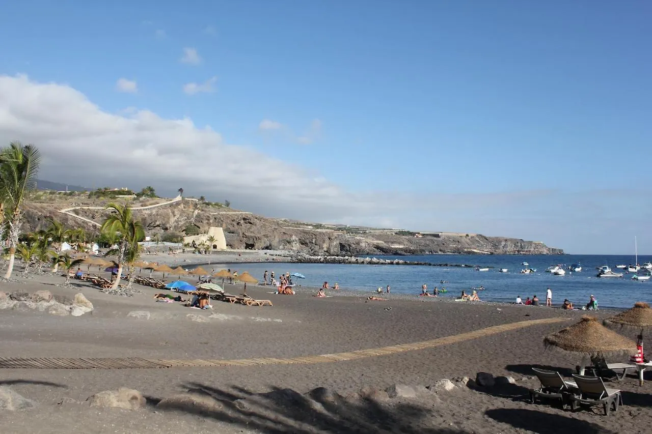 Apartamento Playa San Juan contacts
